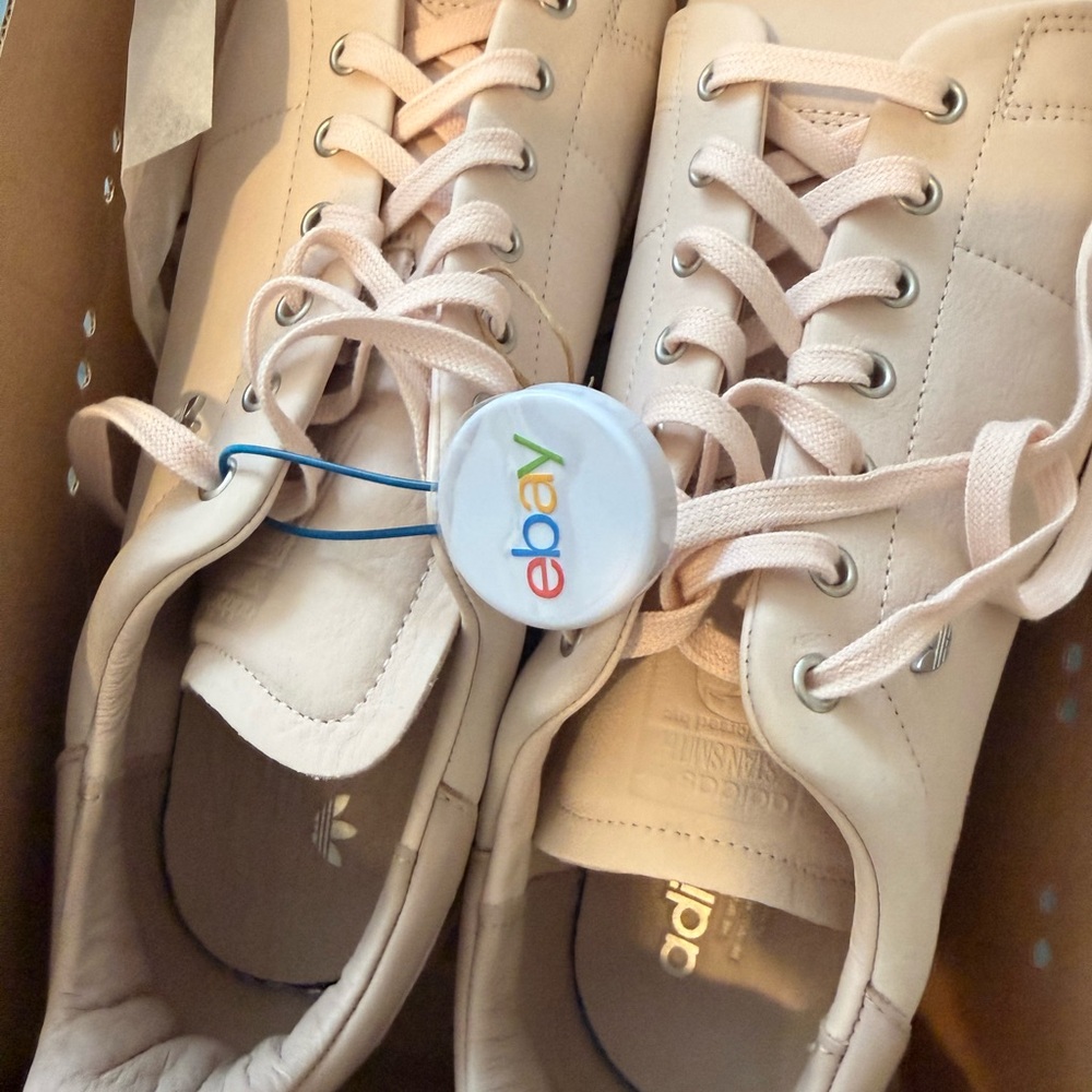 Adidas Stan Smith Lux Box in Taupe (not tan) - Picture 5 of 6